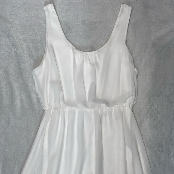 White high low dress - Picture 3 of 5